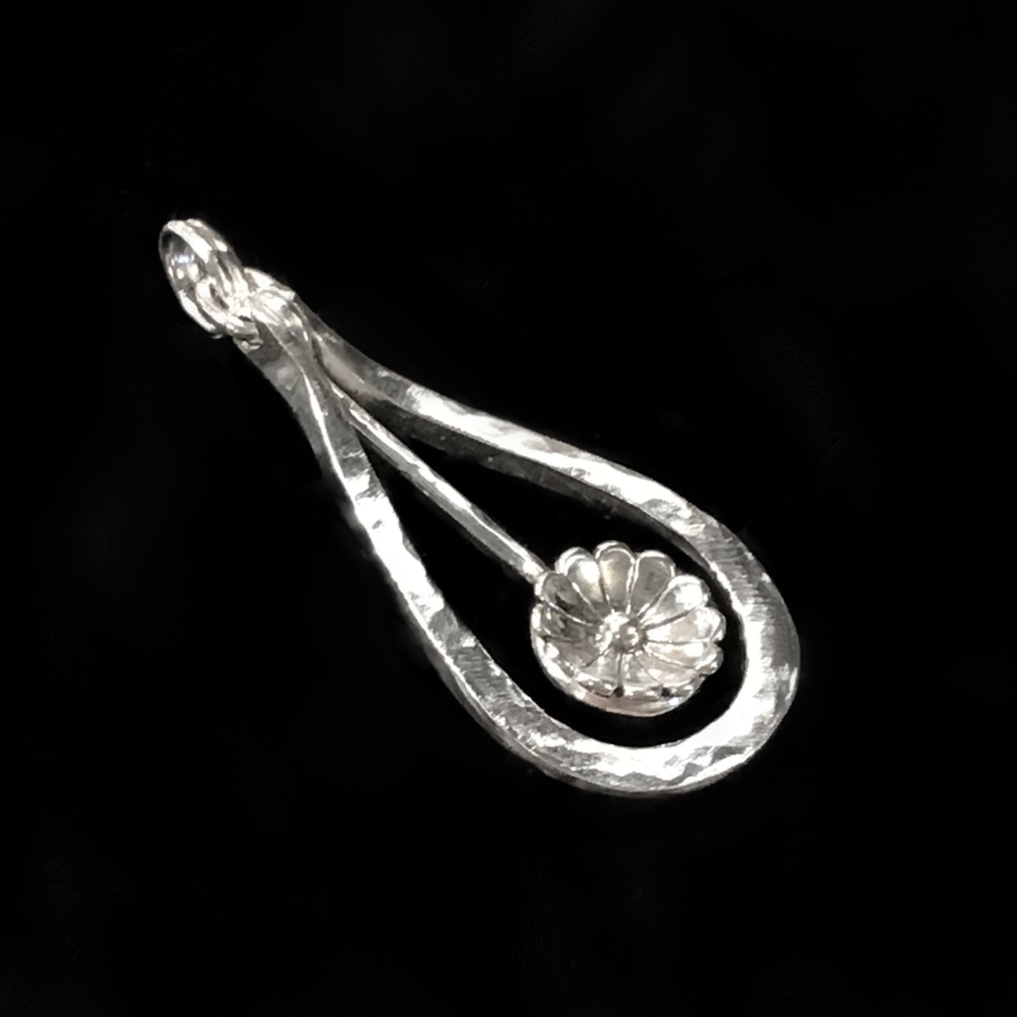 Fleur - Sterling Silver Pendulum Necklace