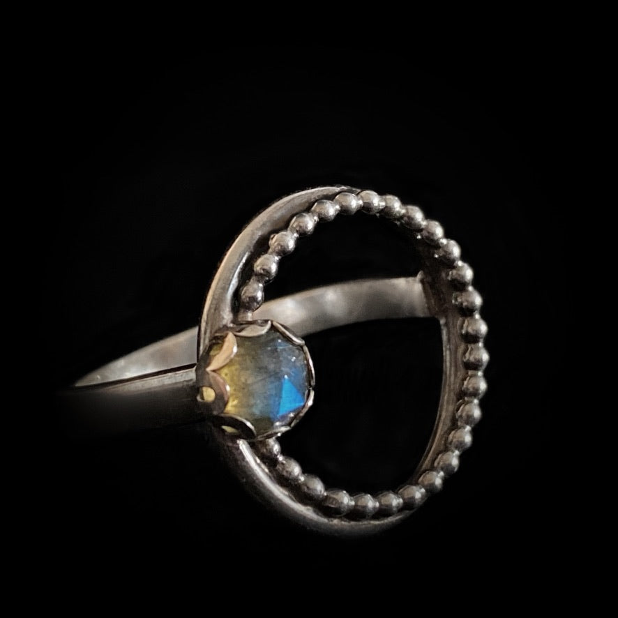Kiari - Moonstone & Sterling Silver Ring