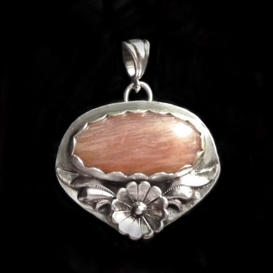Amaris - Peach Moonstone & Sterling Silver Necklace