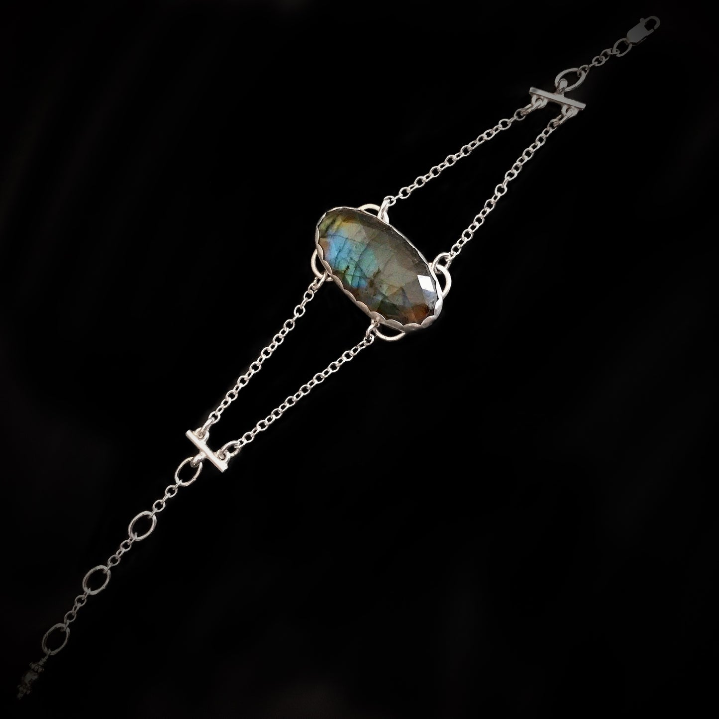Roe - Labradorite & Sterling Silver Bracelet