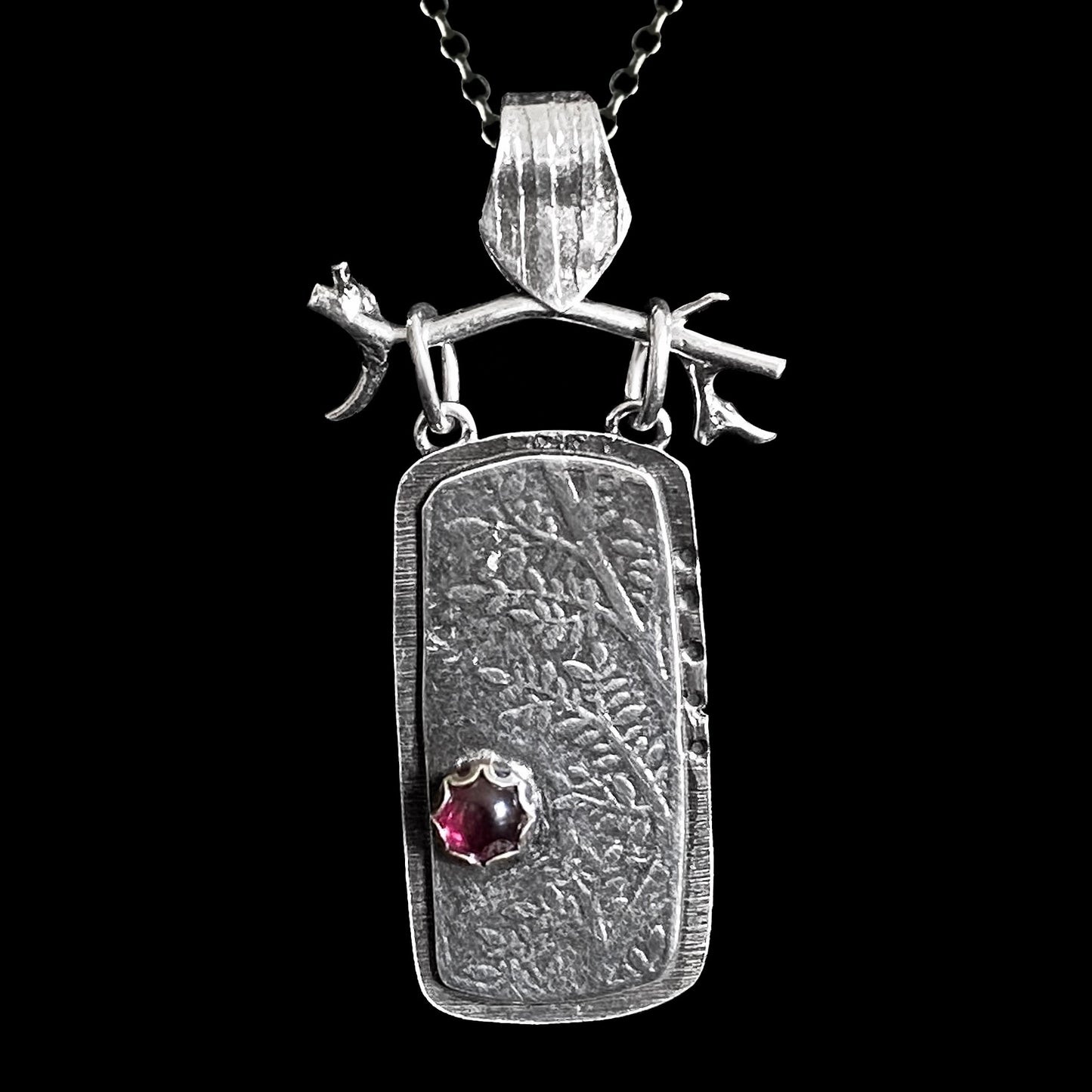Quaid - Garnet & Sterling Silver Necklace