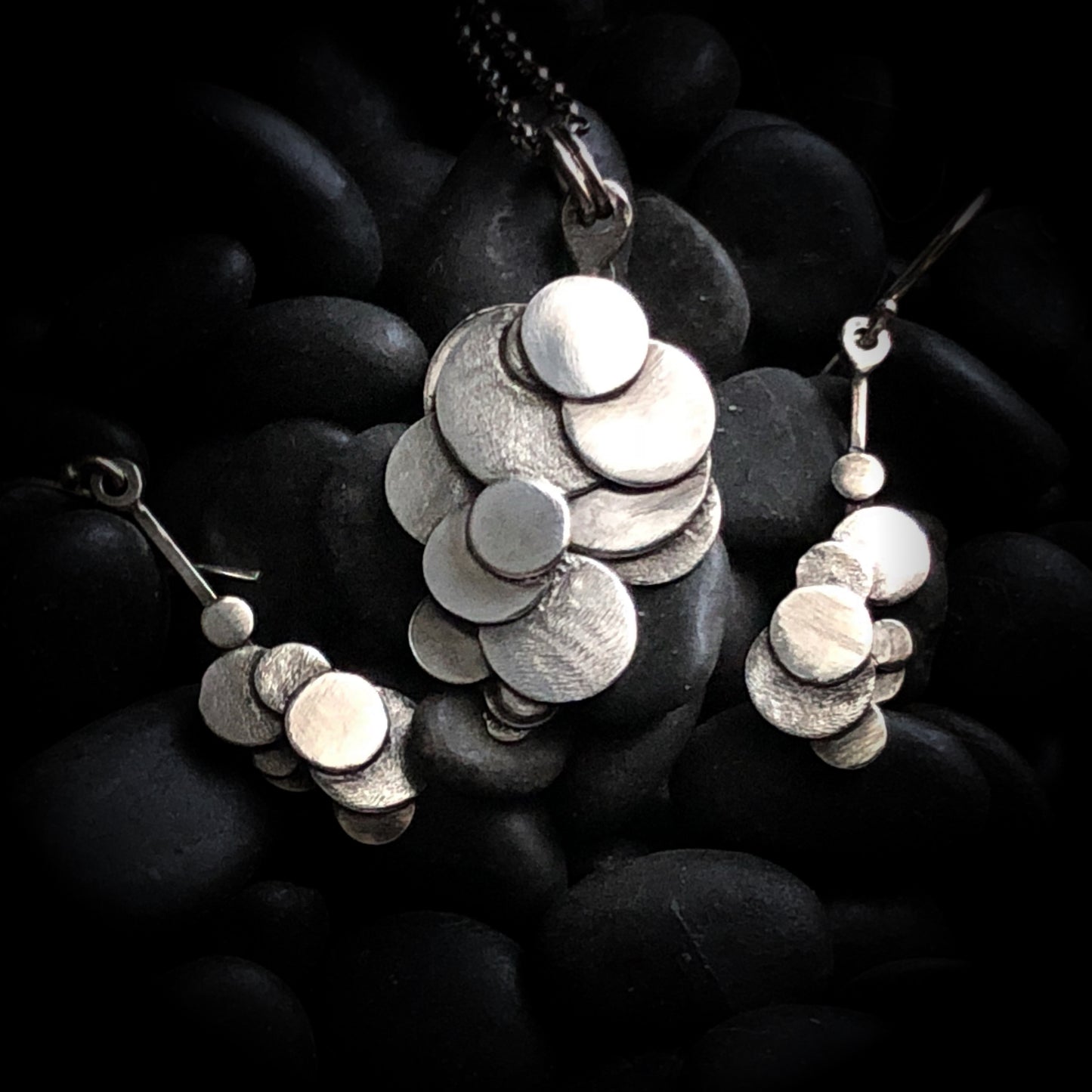 Dots - Necklace and Earring Set